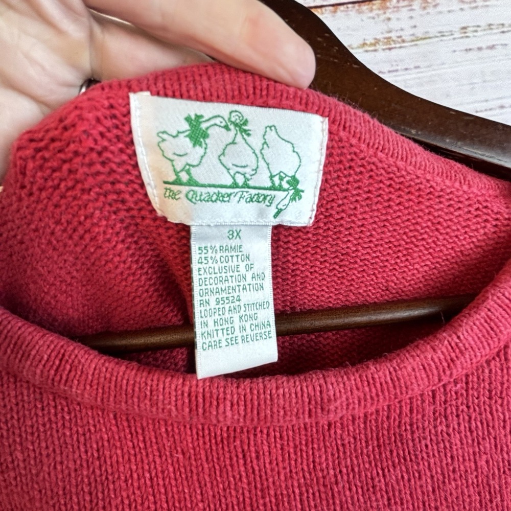 The Quacker Factory Christmas Sweater 2X Plus Penguin Red Graphic Kitsch Festive - Picture 2 of 13
